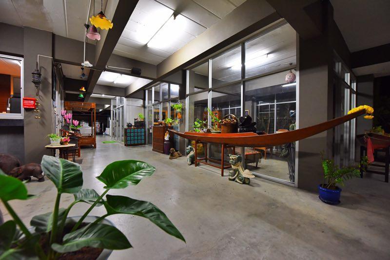 Namnon Place Nonthaburi Eksteriør bilde