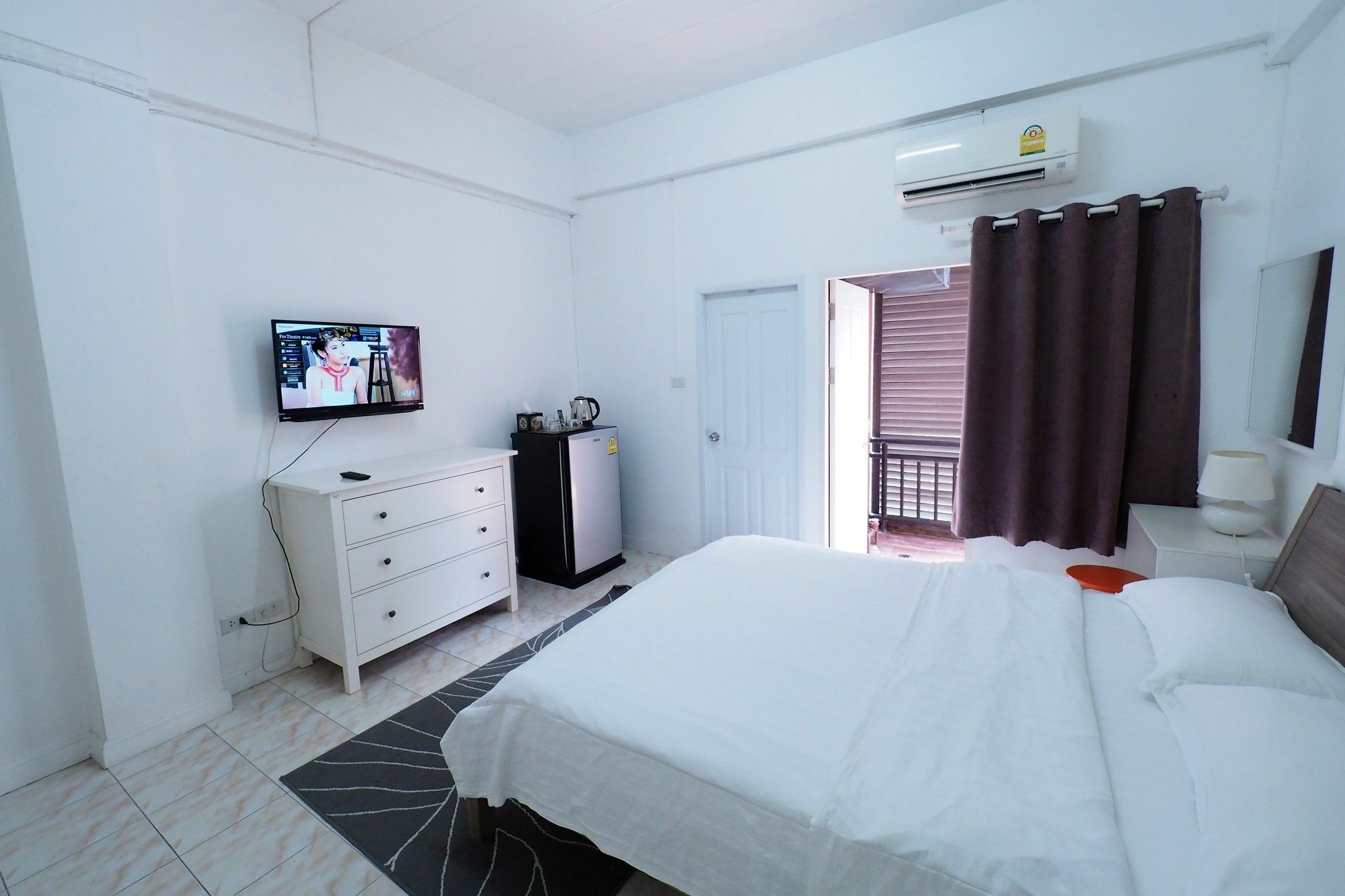 Namnon Place Nonthaburi Eksteriør bilde